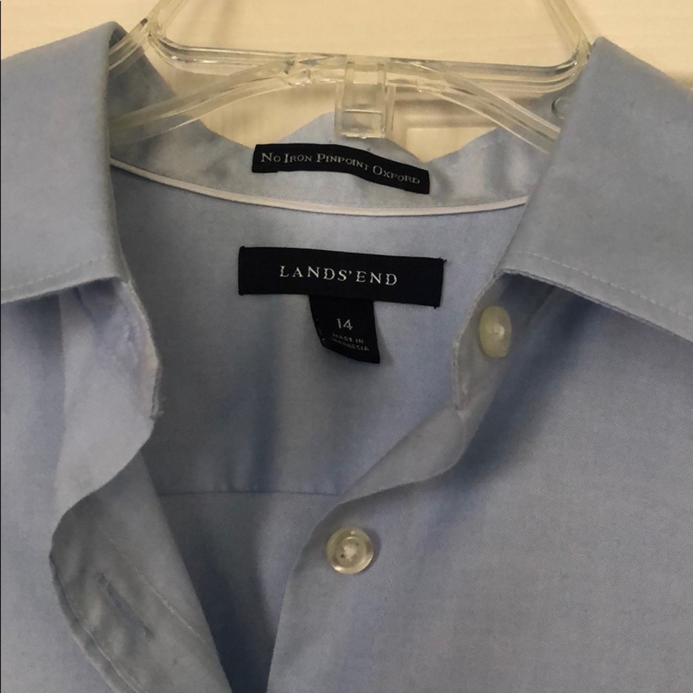 No Iron classic light blue oxford